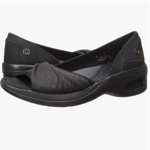 BZees Remix Style, Black D'Orsay Side Cutout Cloud Tech Anti Odor Anti Microbial